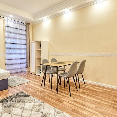 Lovely Airbnb Near Schoenbrunn Apartamento Viena Exterior foto