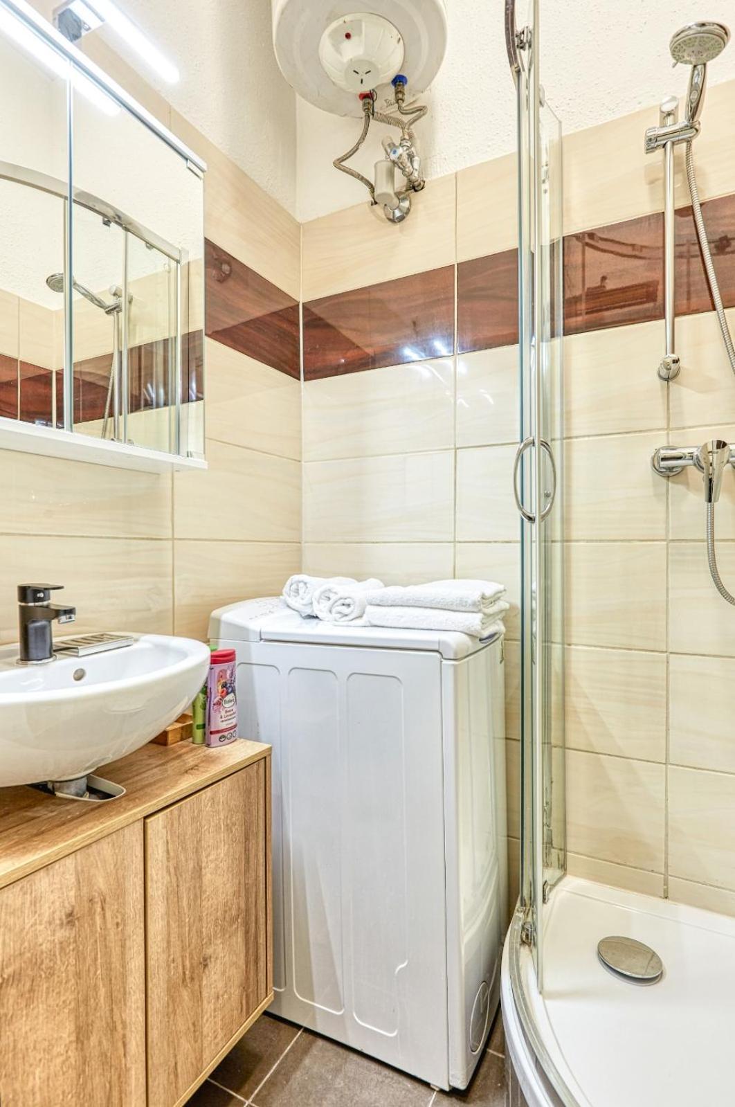 Lovely Airbnb Near Schoenbrunn Apartamento Viena Exterior foto